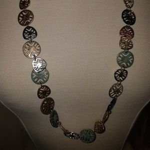 Costume jewelery necklace